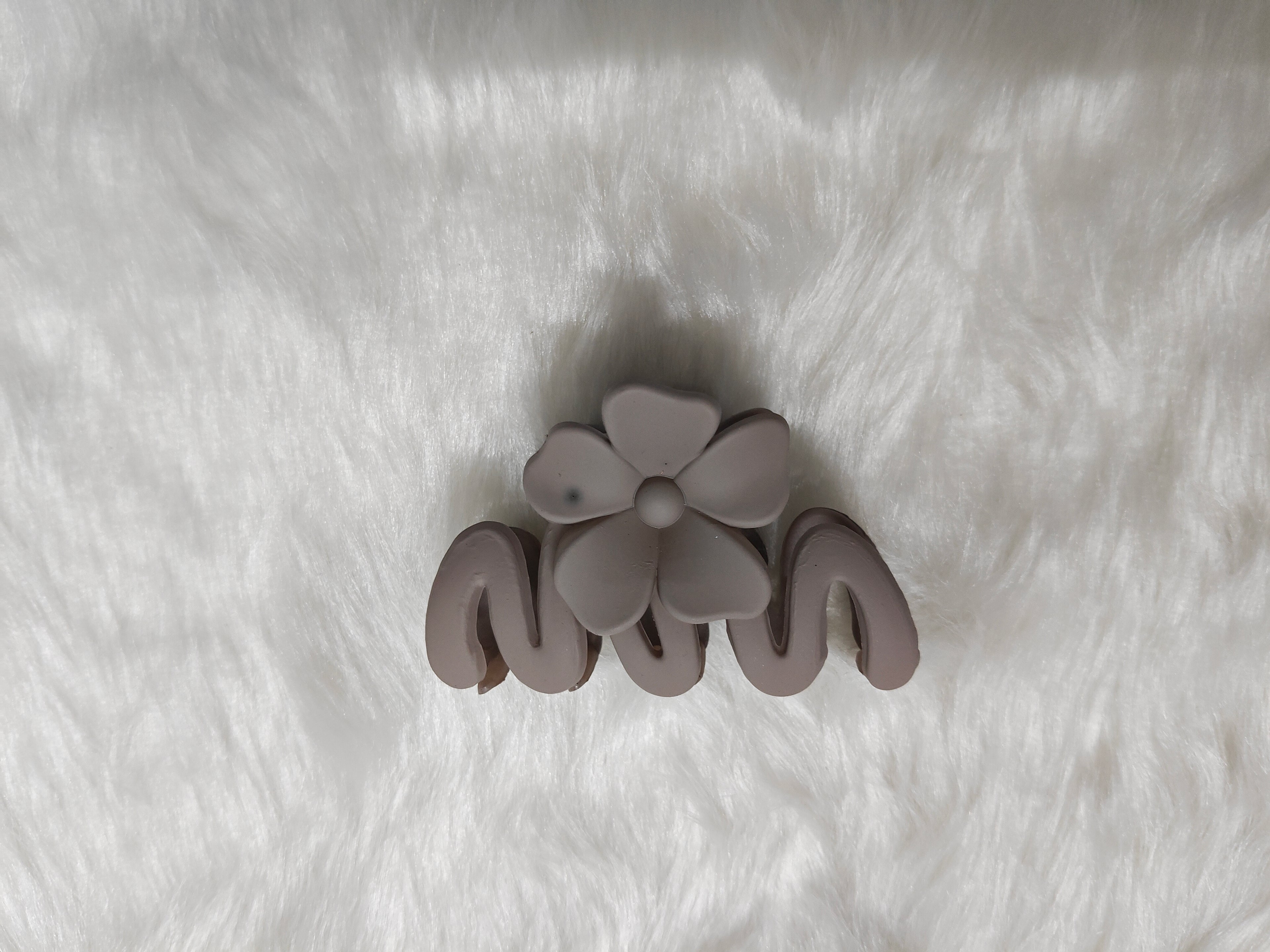 Zigzag Flower Hair Clip