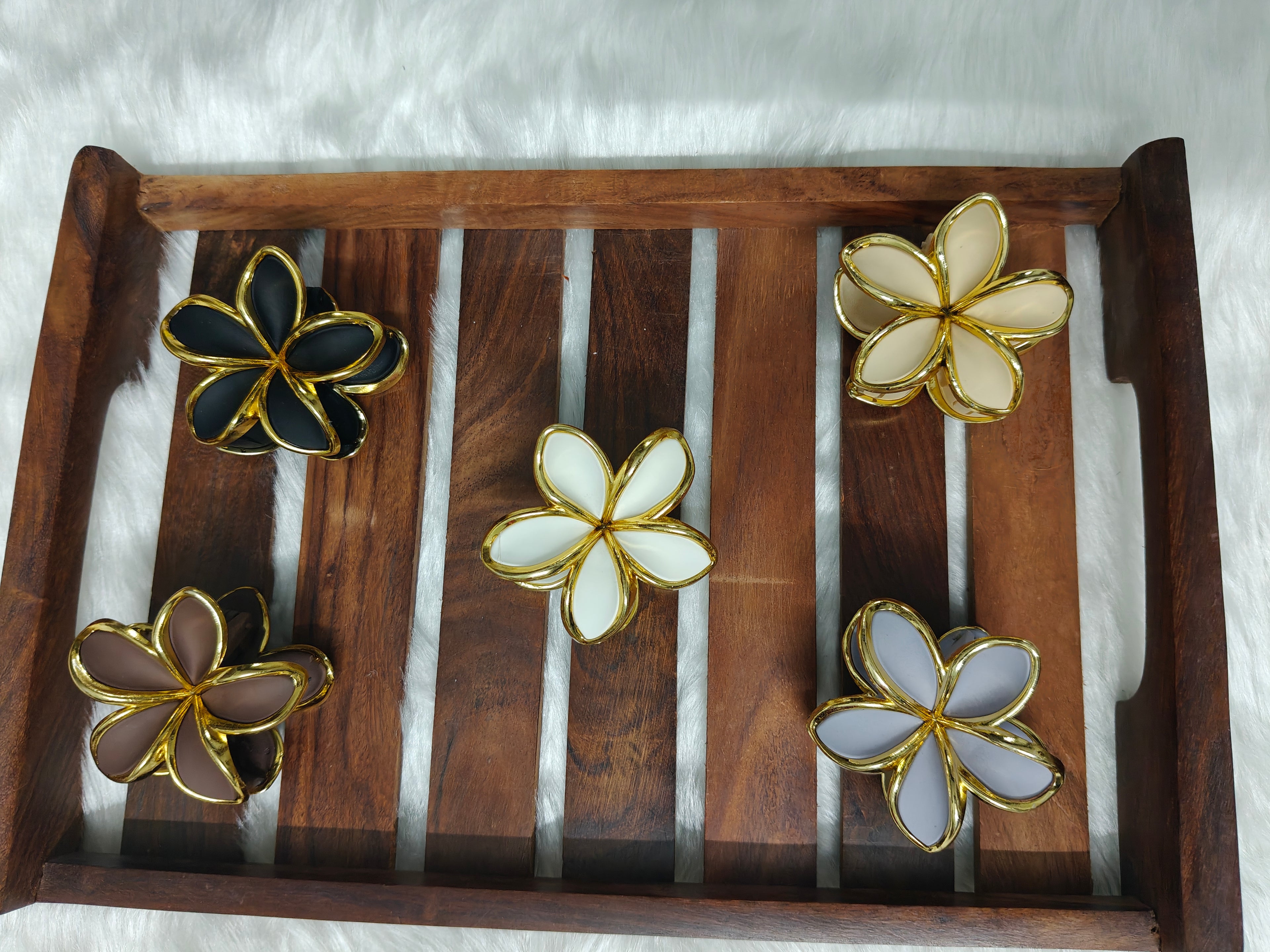 Matte Gold Finish Floral Hair Clip