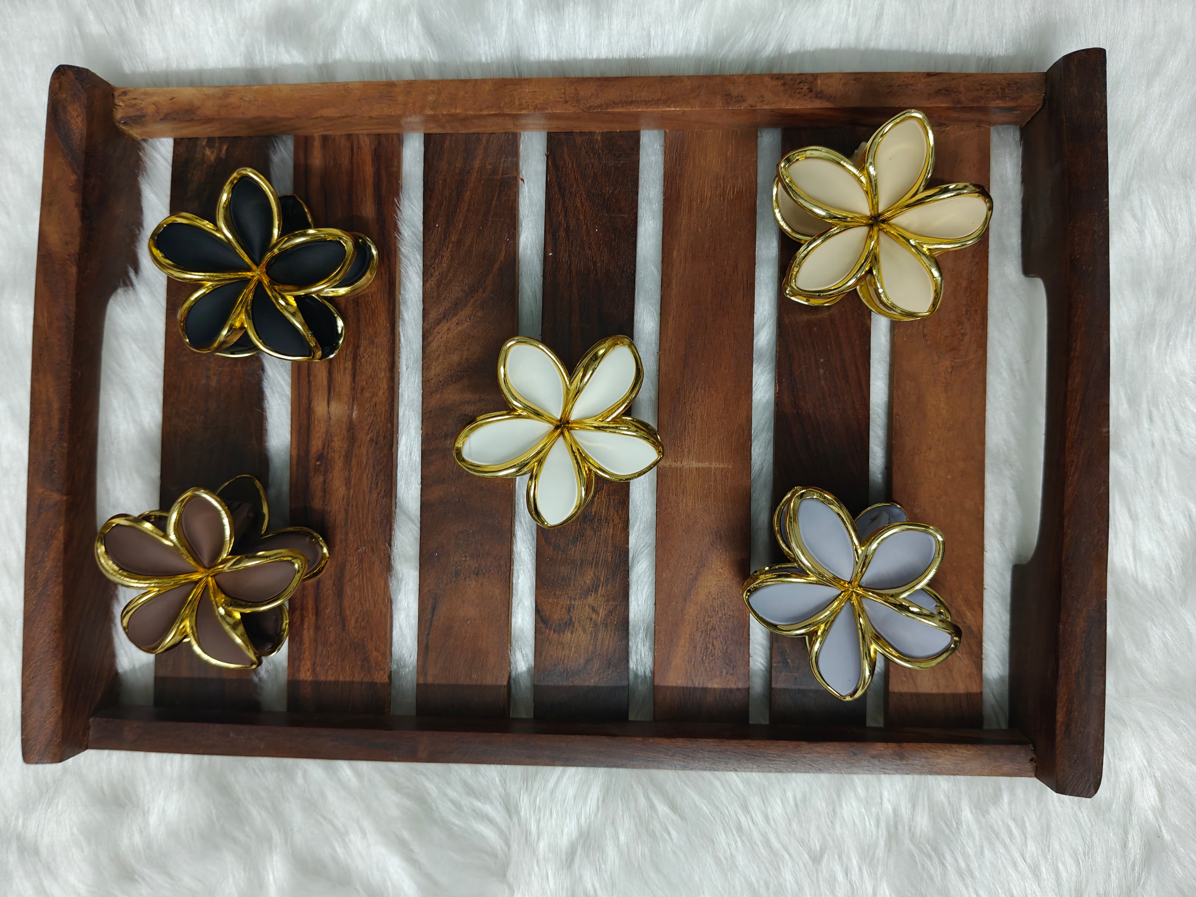 Matte Gold Finish Floral Hair Clip