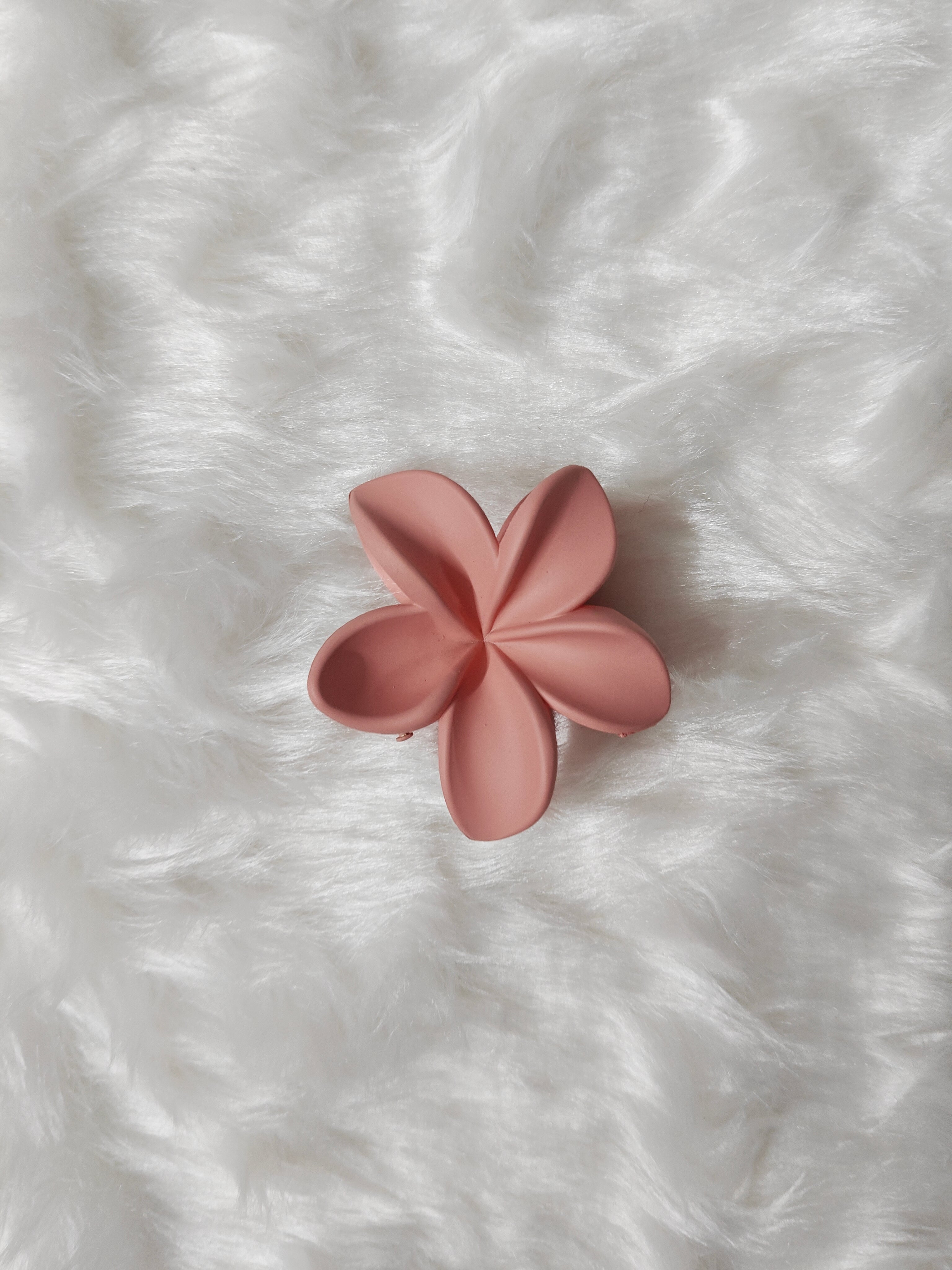 Matte Flower Clip