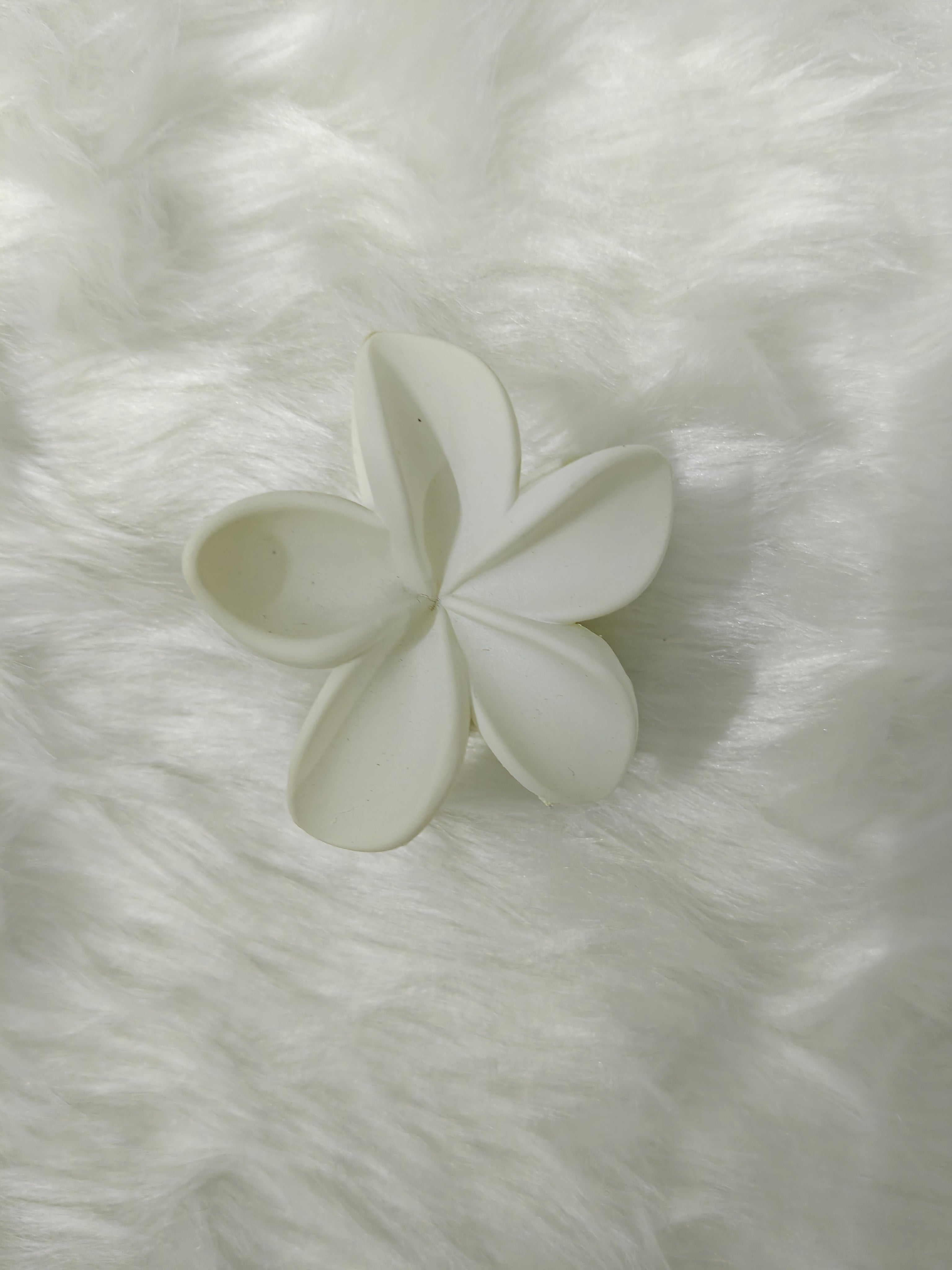 Matte Flower Clip