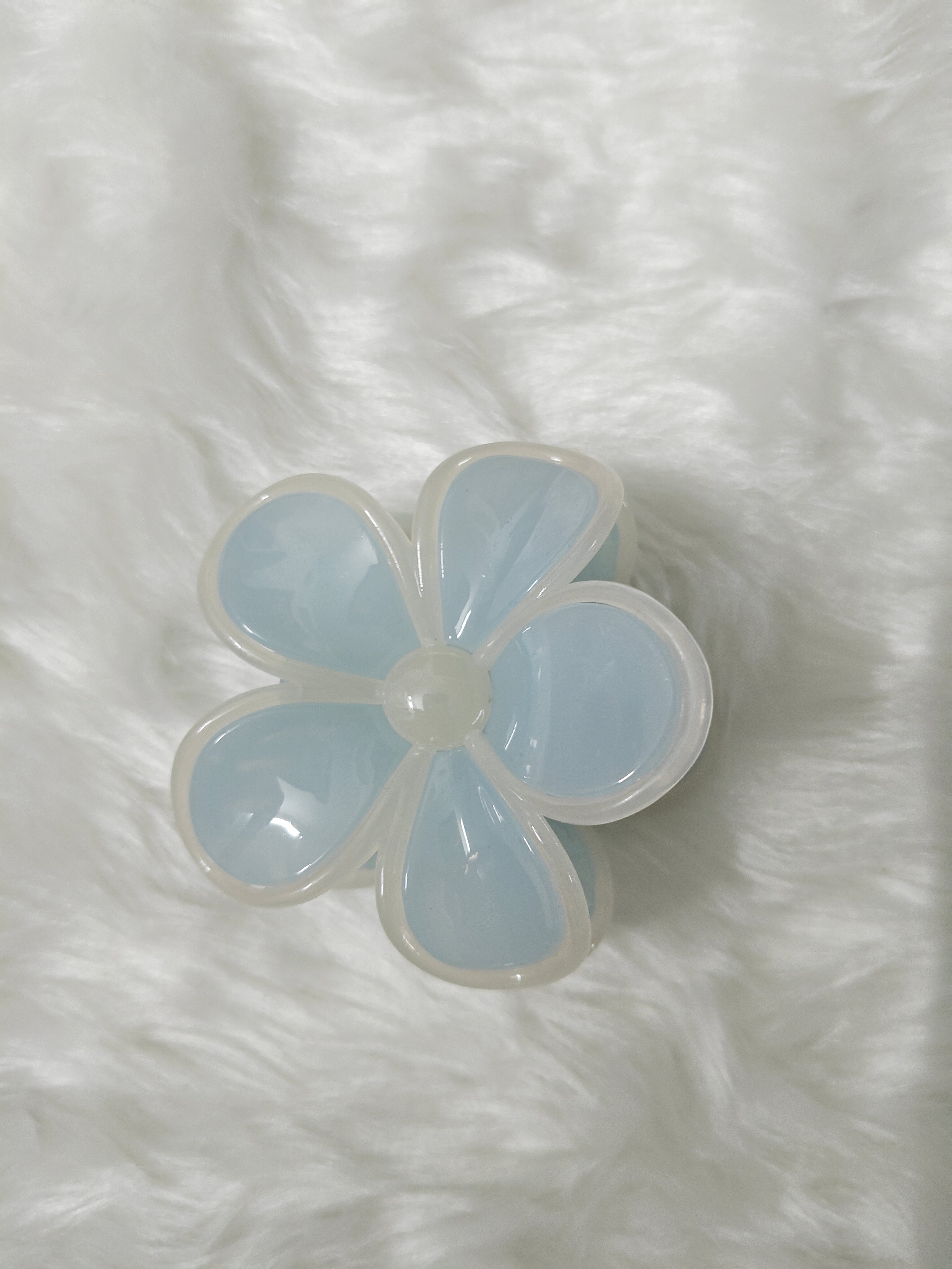Glossy Big Flower Clip
