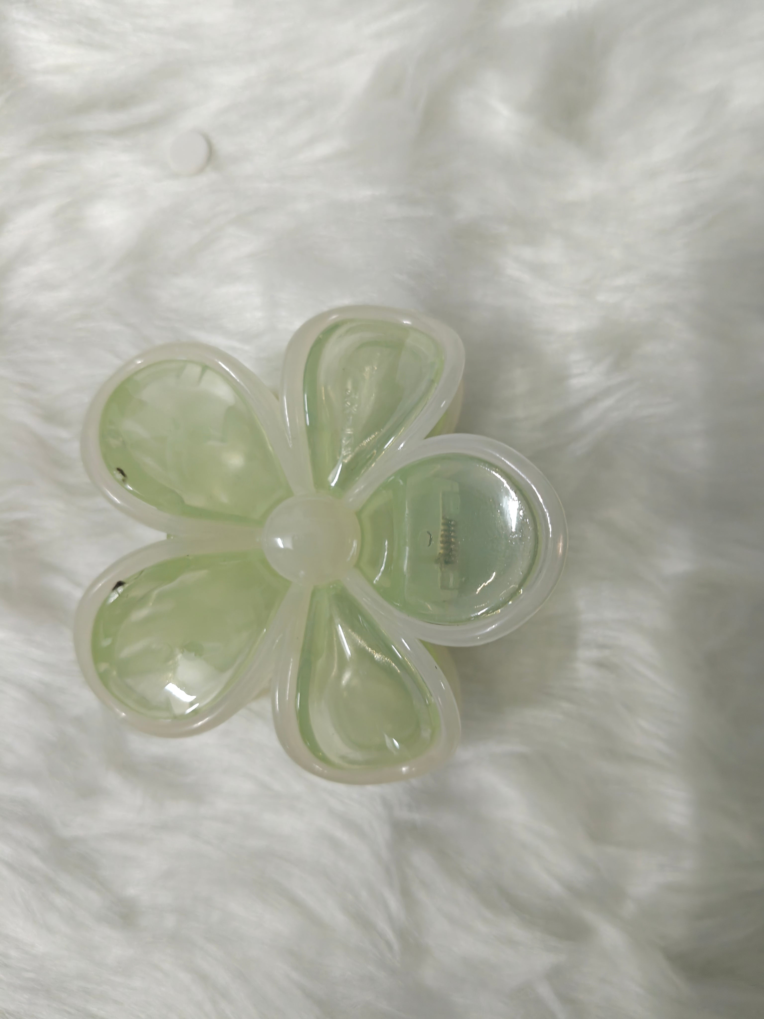 Glossy Big Flower Clip