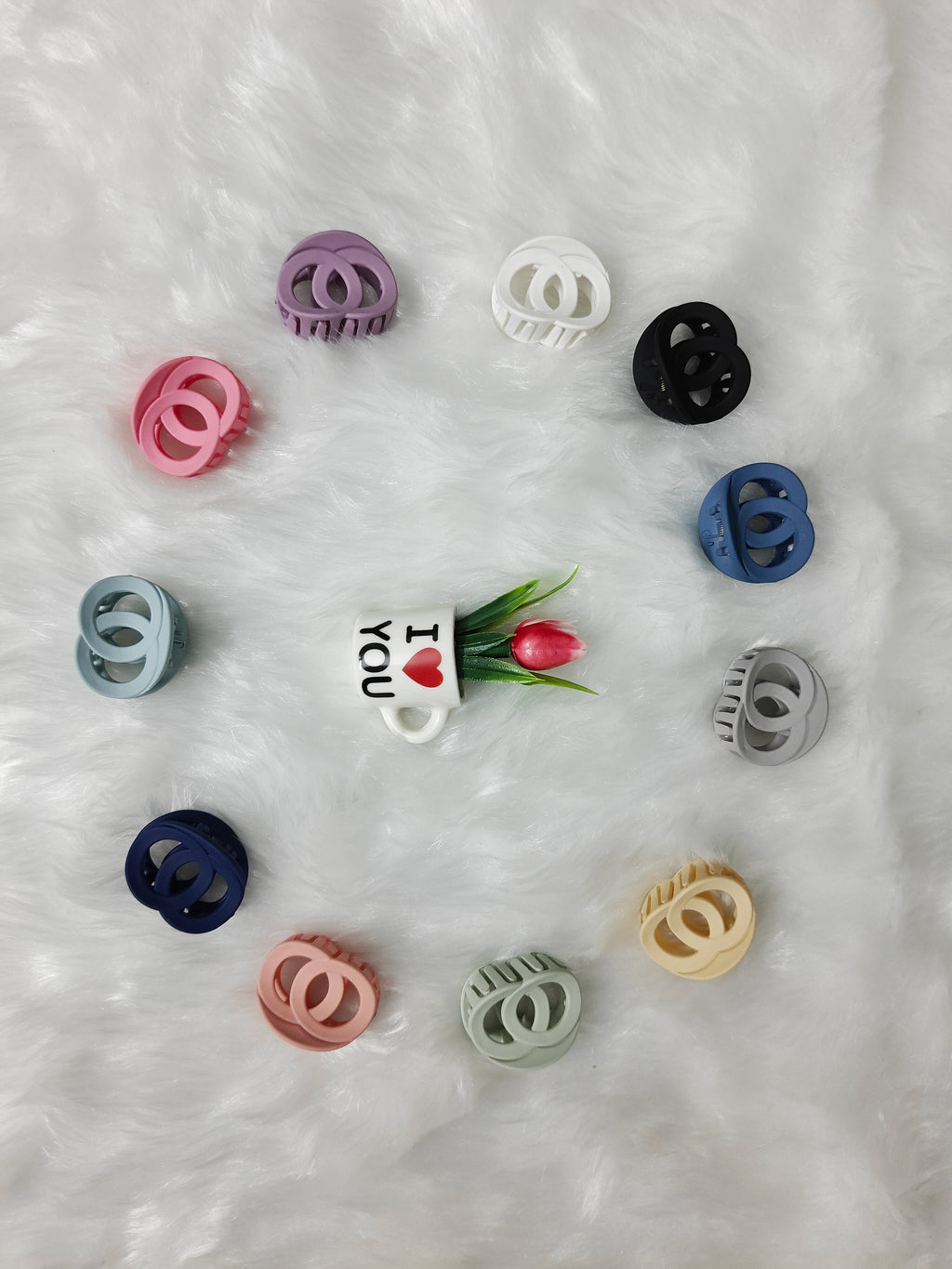 Double Circle Matte Clip