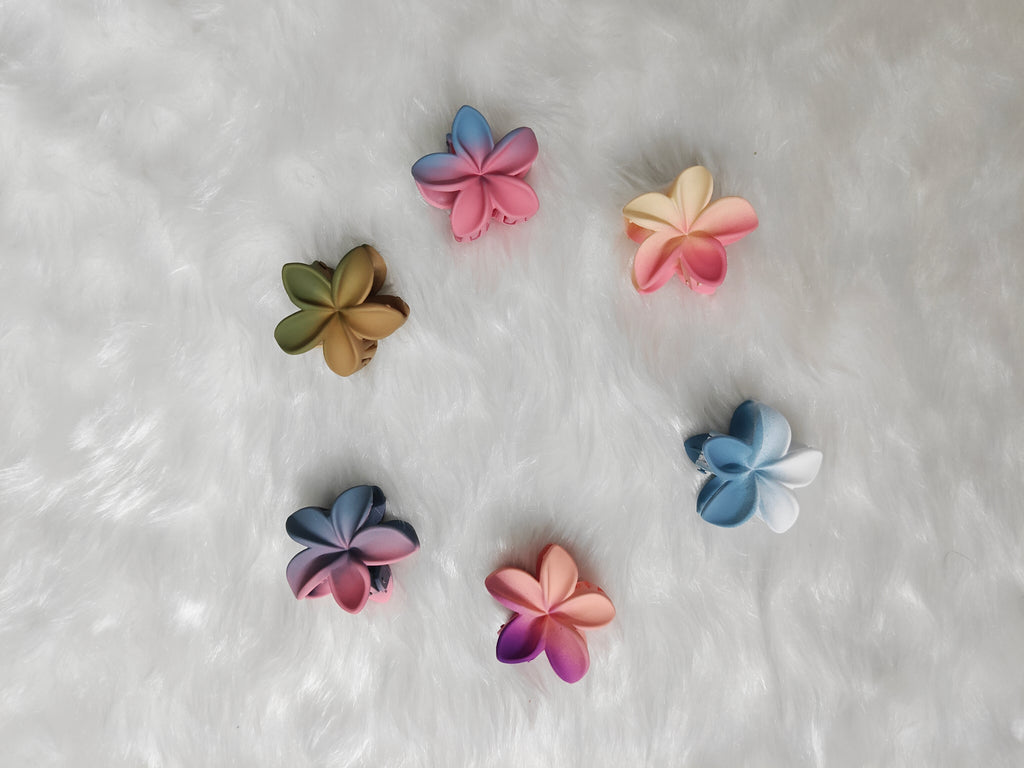 Dual Color Floral Matte Clip