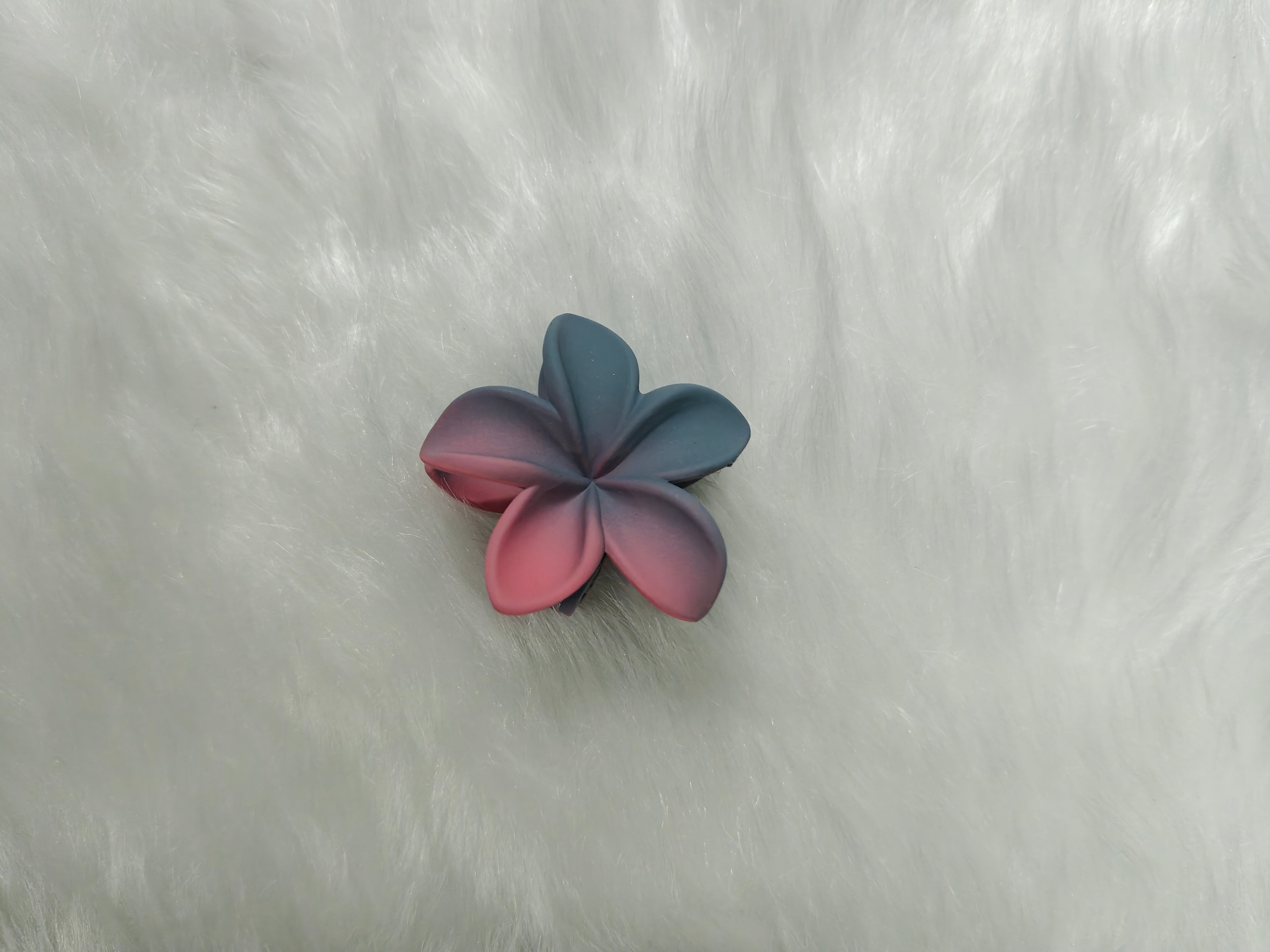 Dual Color Floral Matte Clip