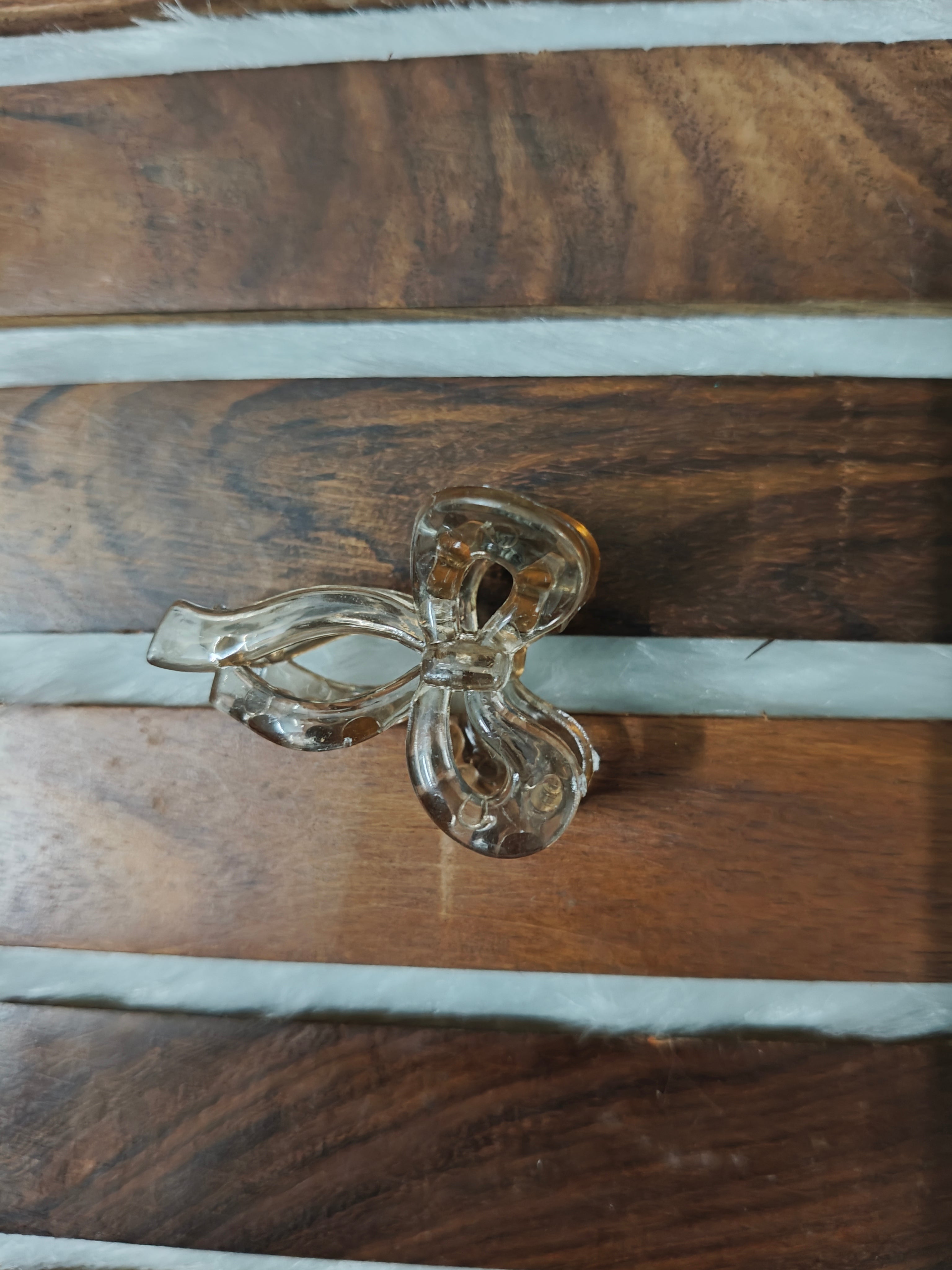 Glossy Bow Mini Hair Clip