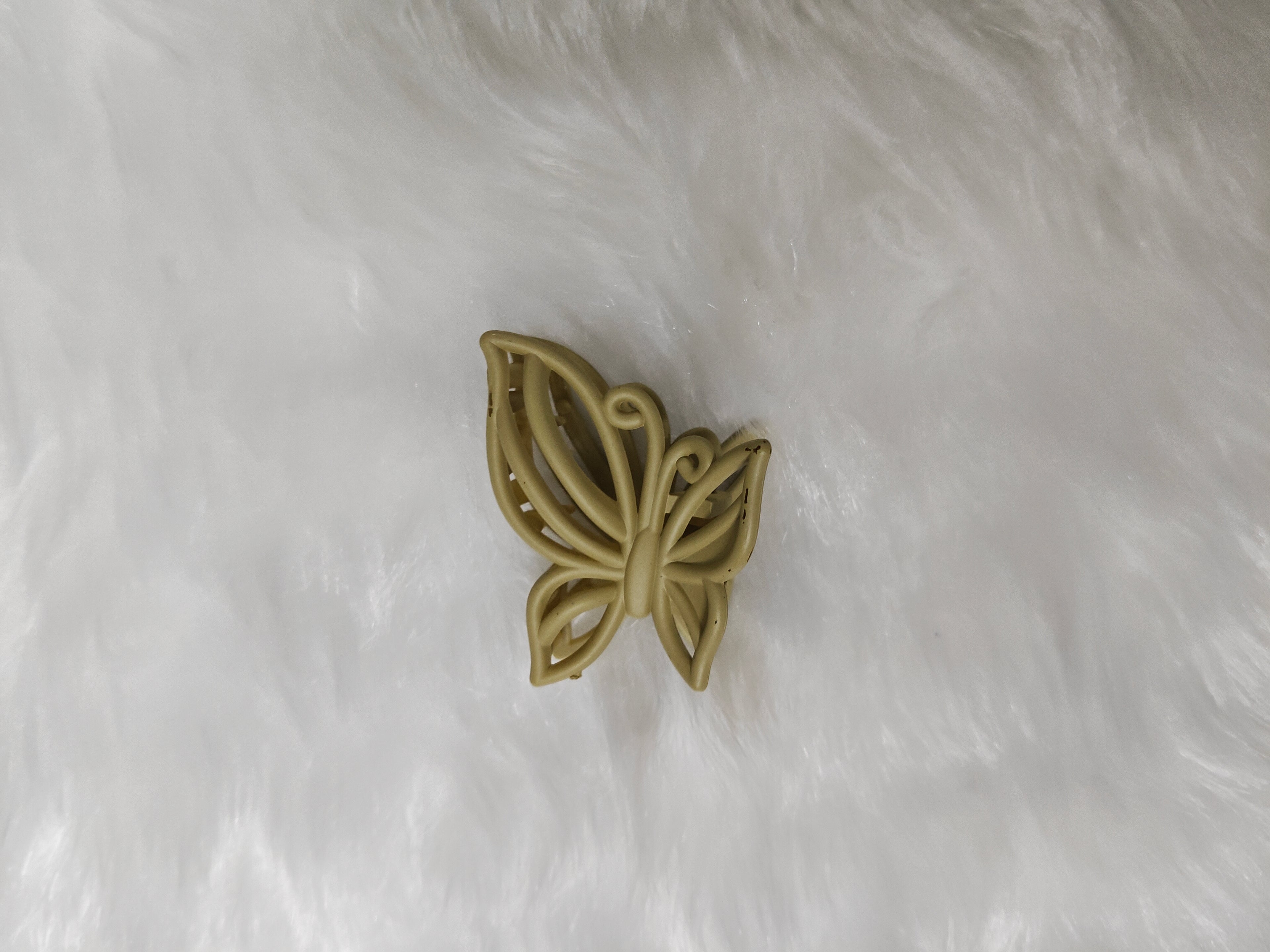 Matte Medium Sized Butterfly Hair Clips
