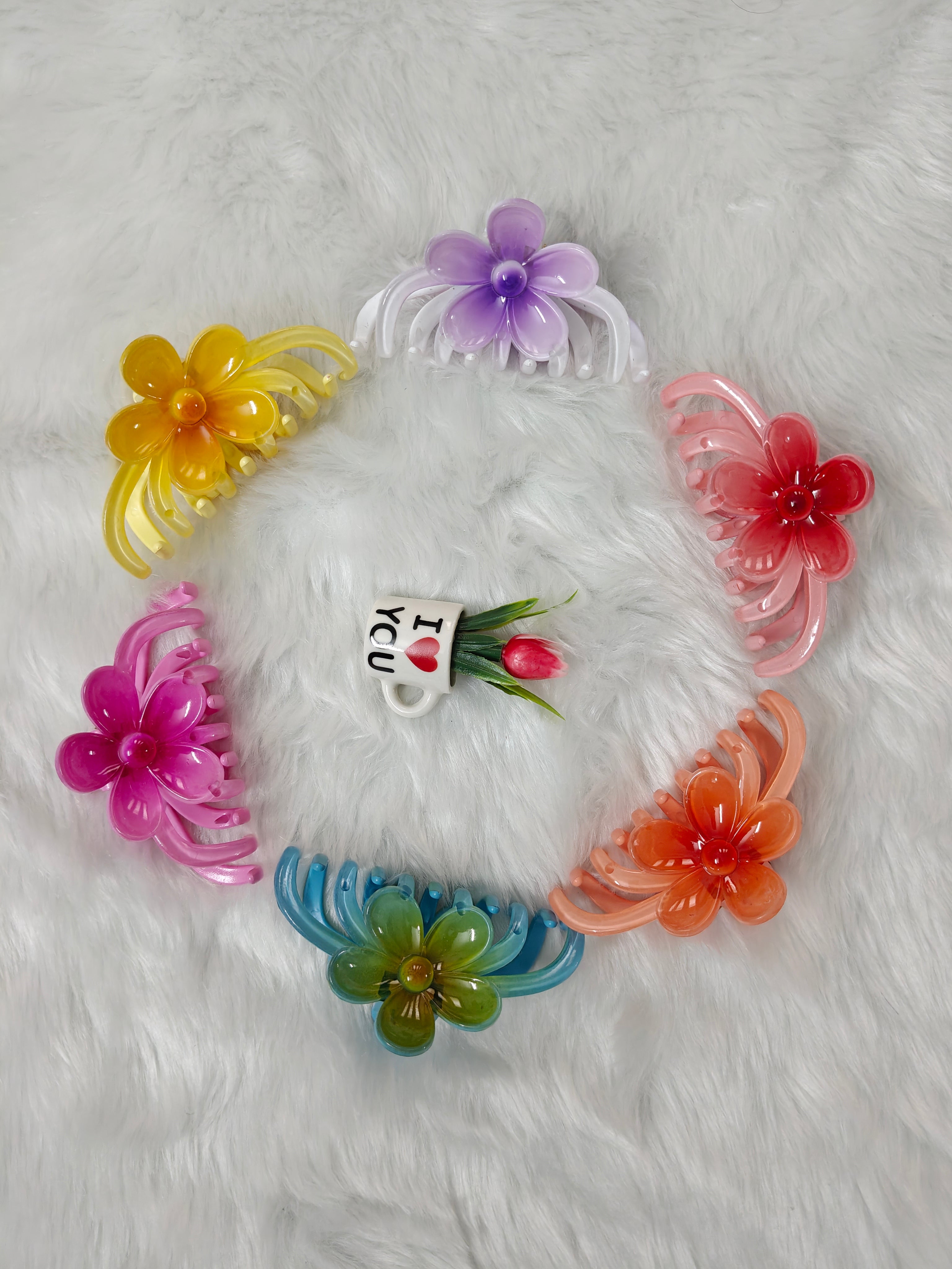 Floral crab clips