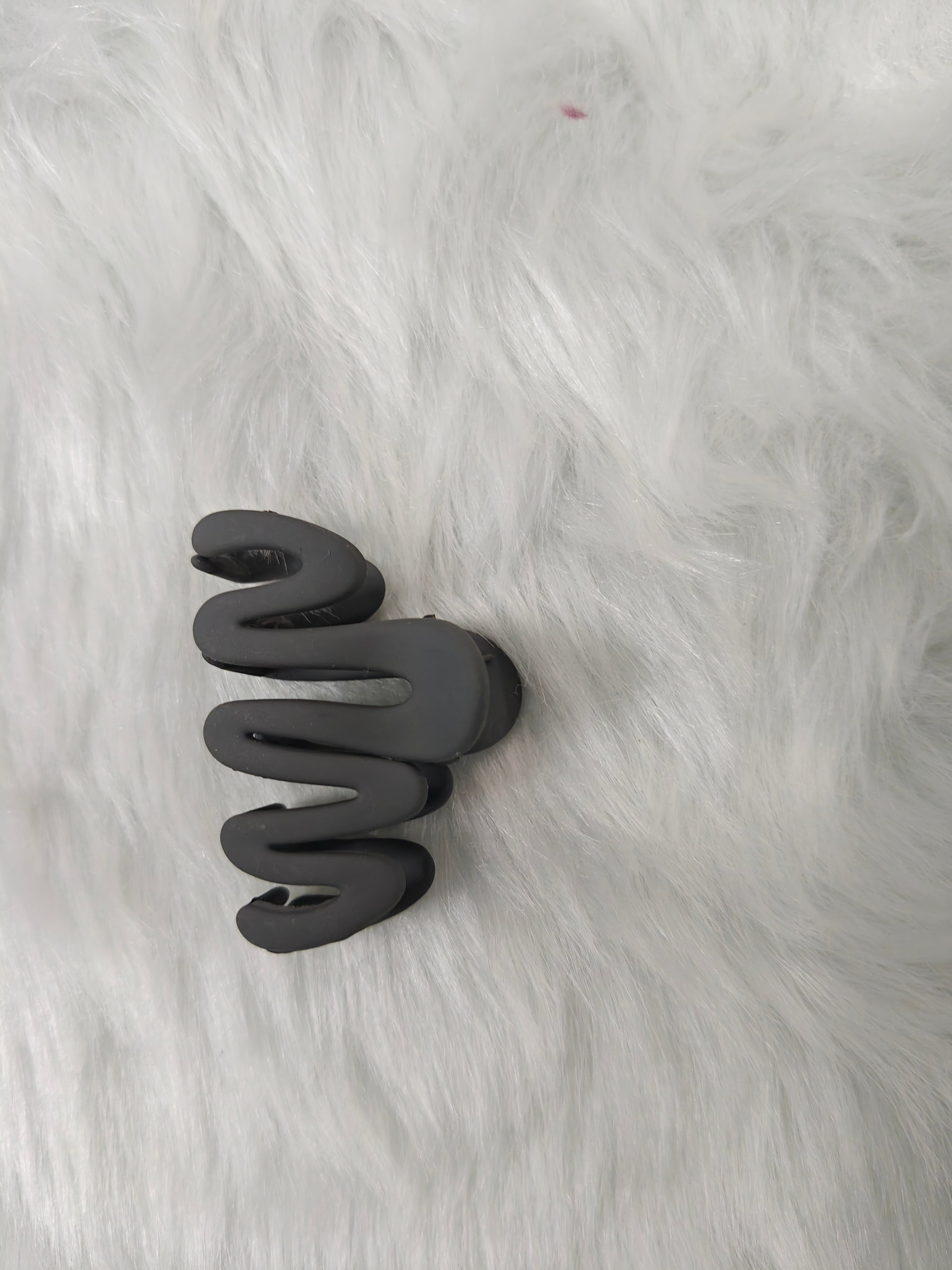 Zigzag Matte small Hair Clip