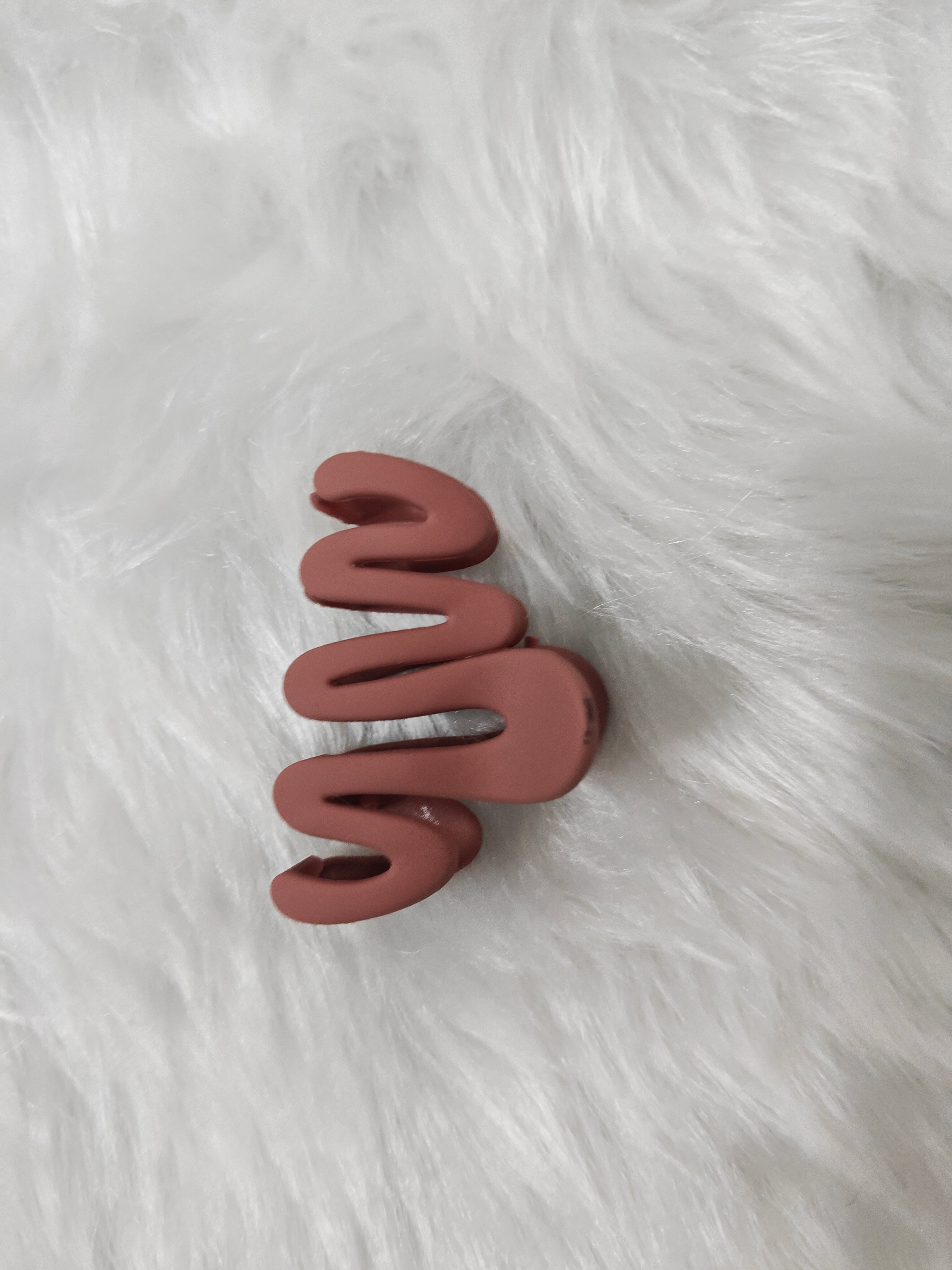 Zigzag Matte small Hair Clip