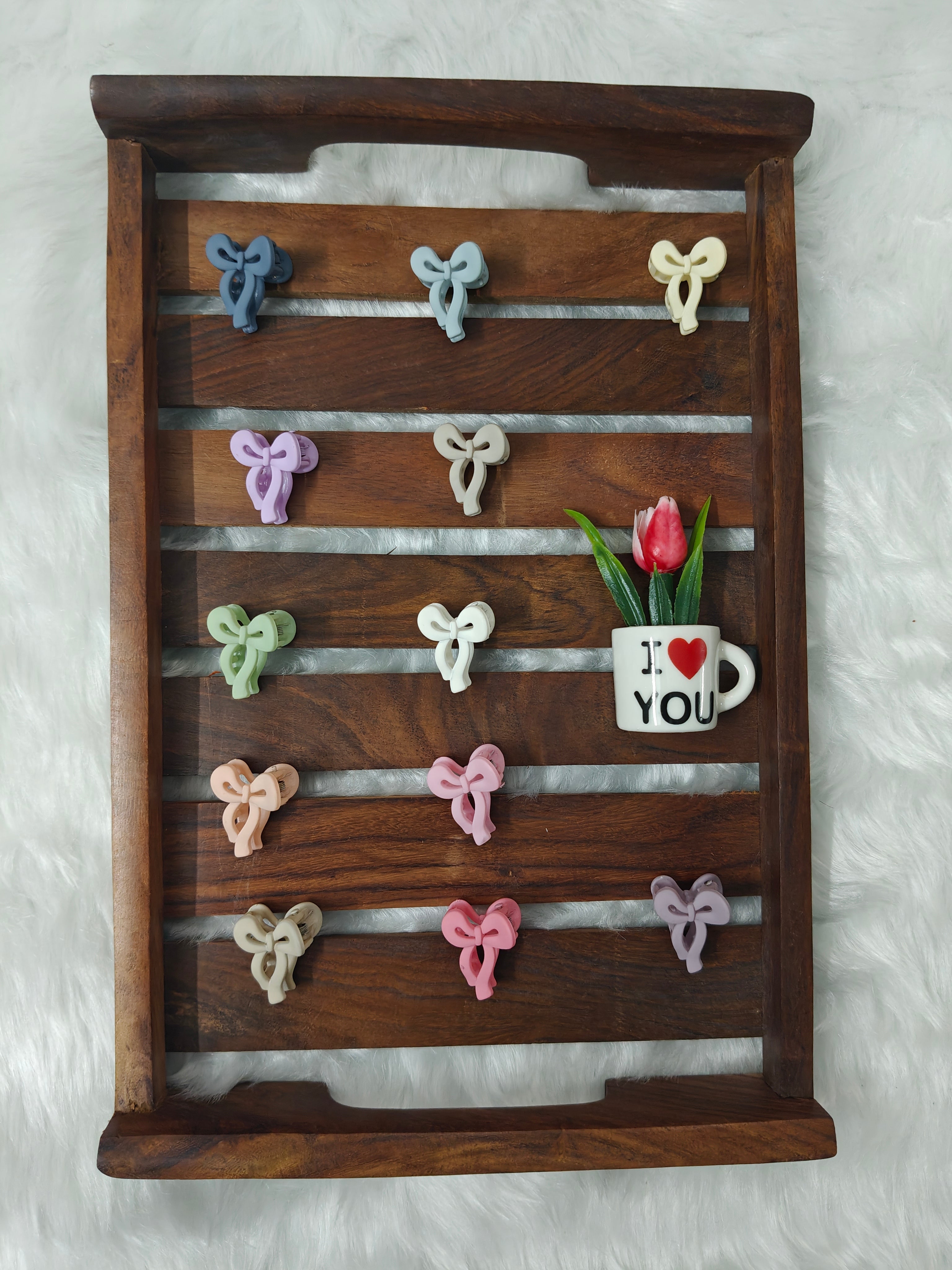 Tiny Bow Hair Clip